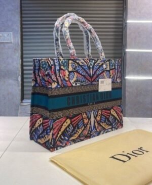 CHRISTIAN DIOR TOTE BAG (MULTI COLOR)