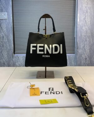 FENDI ROMA PLAIN LADIES TRENDY LEATHER HANDBAG ( BLACK )