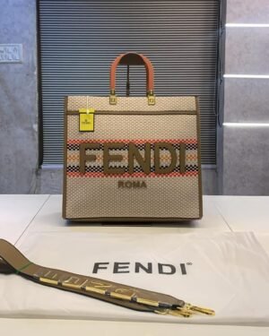 FENDI ROMA PLAIN LADIES TRENDY LEATHER HANDBAG ( BROWN BELT )