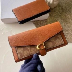 COACH_ TABBY WALLET WITH BOX