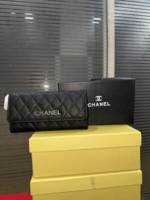 CHANEL_WALLET WITH BOX