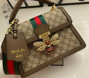 GUCCI_ BEE PREMIUM QUALITY WITH BOX AND CARRY BAG PREMIUM QUALITY