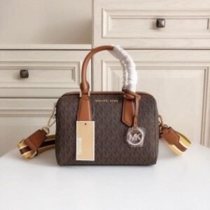 MICHAEL KORS_ BOSTON SLING BAG WITH DUST BAG