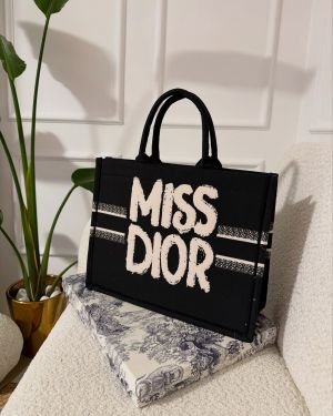 Sale_Miss_Dior_Book_Tote_With_OG_Box_carrybag_5135