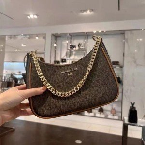 Michael_Kors_Jet Set Charm Small Logo Pochette Bag ( Box Dust Bag) 432