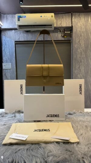 Jacquemus Leather LE Bambino With Sling Strap OG Box & Dust Bag 6242