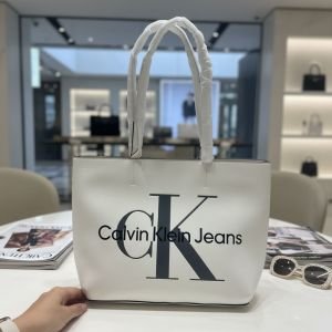 Calvi_n TOTE BAG 6162